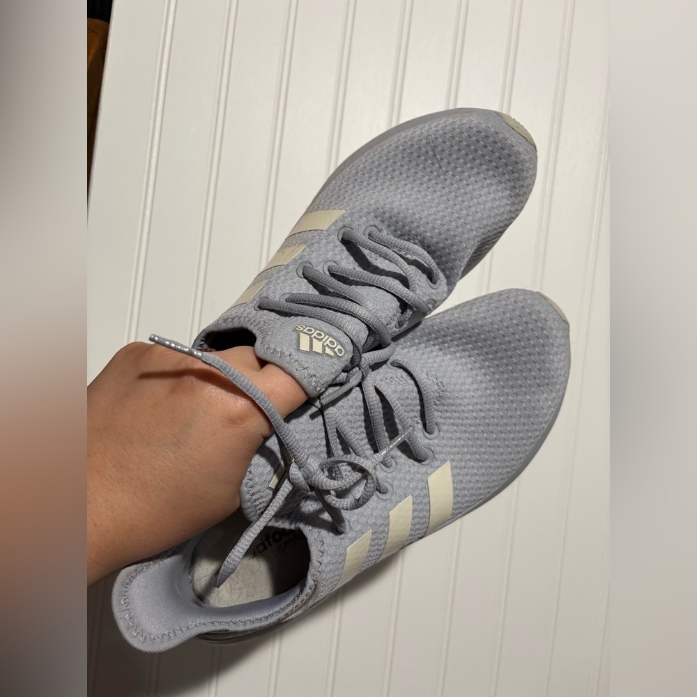 Adidas Women's Lavender Gray Running Shoes| Size 8.5 - Picture 4 of 5